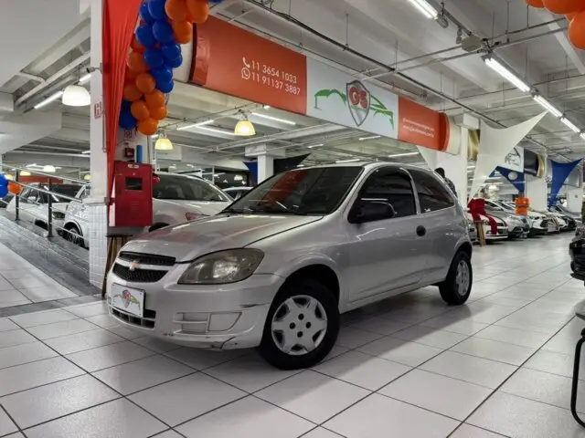 Carro Chevrolet Celta 2013 LS 1.0 (Flex) 2p