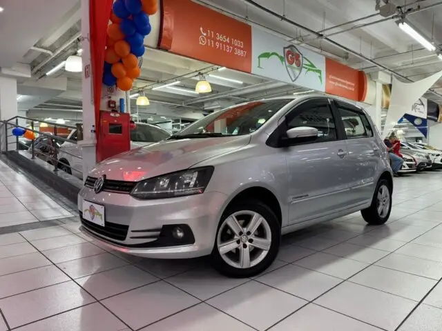 Carro Volkswagen Fox 2016 1.6 MSI Comfortline (Flex)