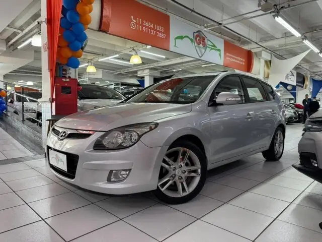 Hyundai i30 CW 2.0i GLS Top (Aut)