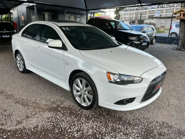 Carro Mitsubishi Lancer 2014 2.0 16V