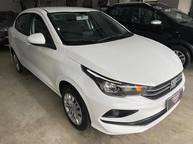 Carro Fiat Cronos 2023 Drive 1.0 (Flex) MT