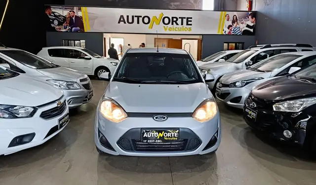 Carro Ford Fiesta Hatch 2014 SE 1.0 RoCam (Flex)