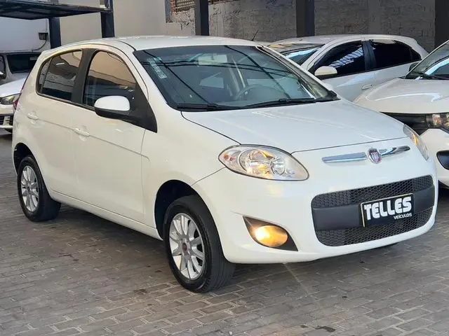 Carro Fiat Palio 2015 Attractive 1.0 Evo (Flex)