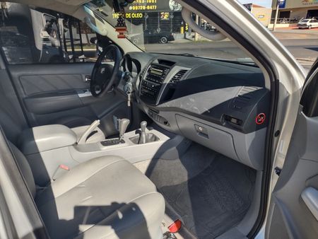 Hilux Cabine Dupla Hilux SRV 4x4 3.0 (cab. dupla)