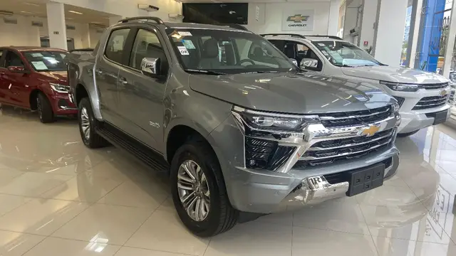 Carro Chevrolet S10 Cabine Dupla 2025 High Country 2.8 Turbodiesel (Aut.)