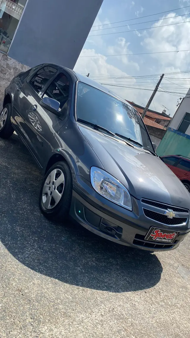 Carro Chevrolet Prisma 2012 Joy 1.0 (Flex)
