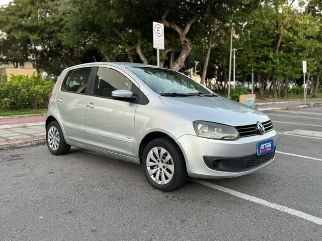 Carro Volkswagen Fox 2013 1.0 VHT (Flex) 2p