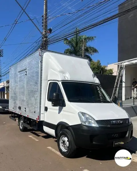 Carro Iveco Daily Chassi 2019 35S14 2p (dies.)(E5)