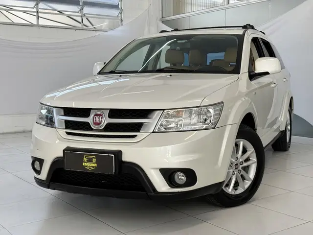 Carro Fiat Freemont 2014 2.4 16V Precision (Aut)