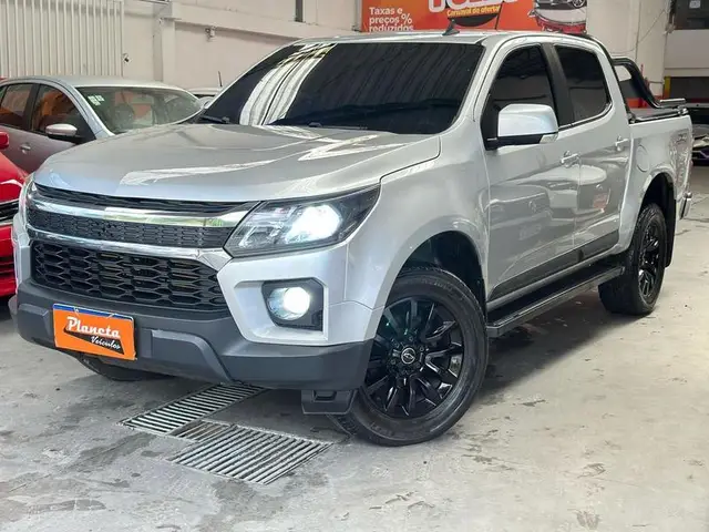 Carro Chevrolet S10 Cabine Dupla 2023 LT 2.8 Turbodiesel (Aut.)
