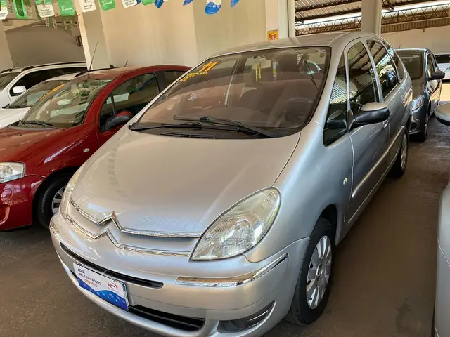 Carro Citroën Xsara Picasso 2011 GLX 1.6 16V (flex)