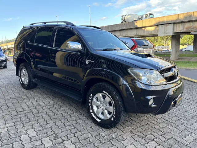 Carro Toyota Hilux SW4 2006 SRV 4x4 3.0 Turbo  (aut)