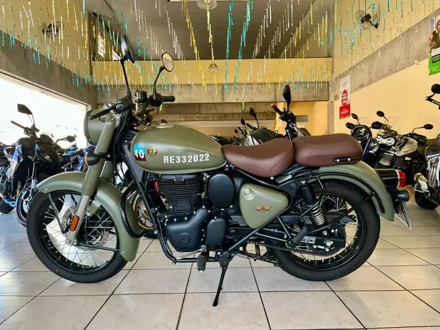 Carro Royal Enfield Classic 350 2023 Signals