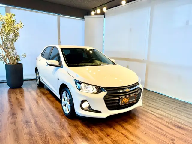 Carro Chevrolet Onix 2023 LTZ 1.0 Turbo (Aut.)