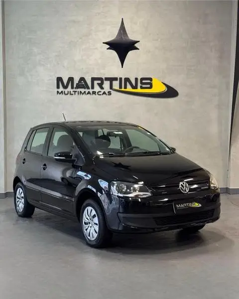 Carro Volkswagen Fox 2014 1.0 TEC BlueMotion (Flex) 4p