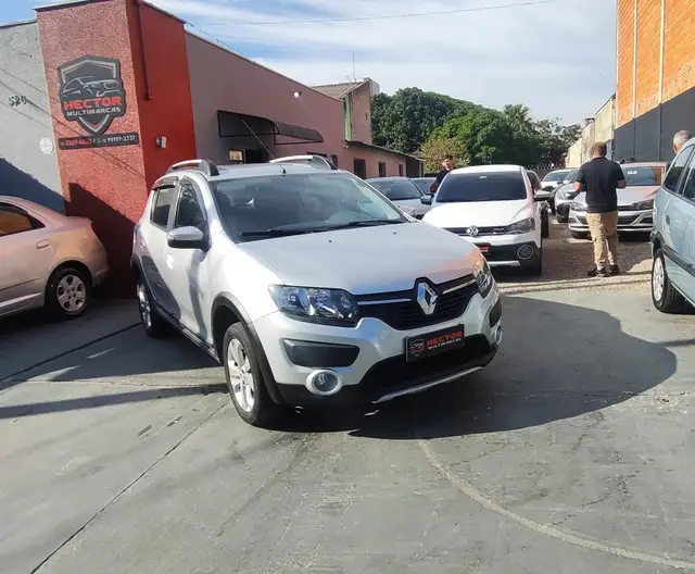 Carro Renault Sandero Stepway 2015 1.6 8V Easy-R (Flex)