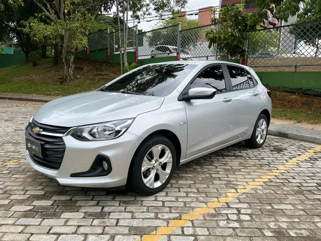 Carro Chevrolet Onix 2023 LTZ 1.0 Turbo (Aut.)