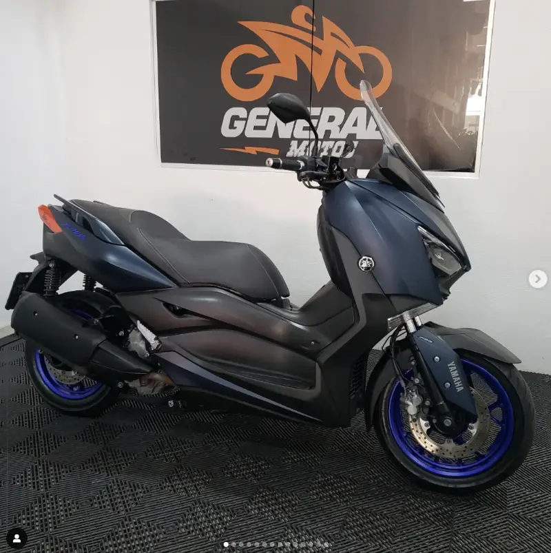 Yamaha XMax ABS