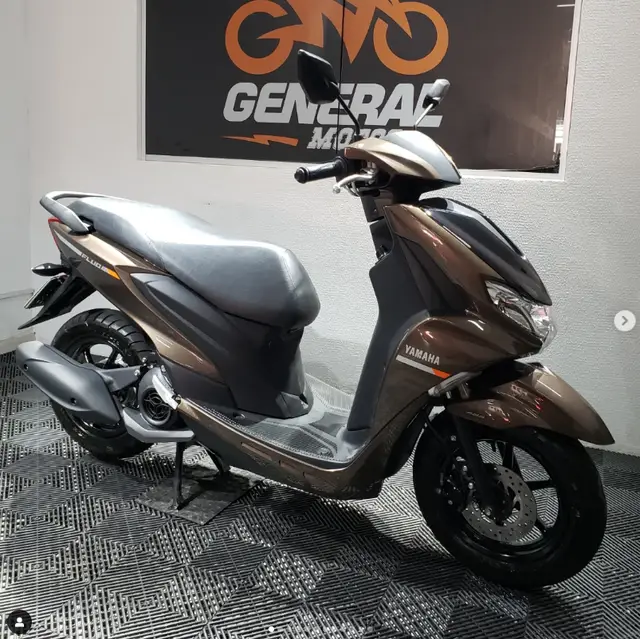 Carro Yamaha Fluo 2025 ABS