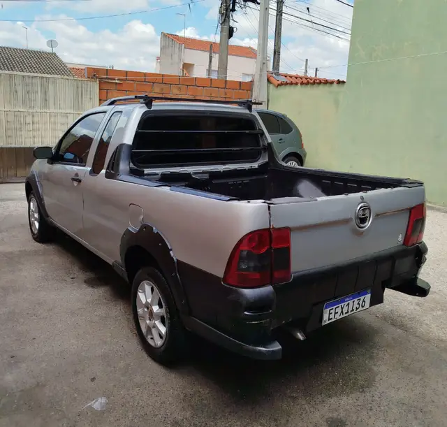 Carro Fiat Strada 2009 Trekking 1.8 8V (Flex) (Cabine Estendida)
