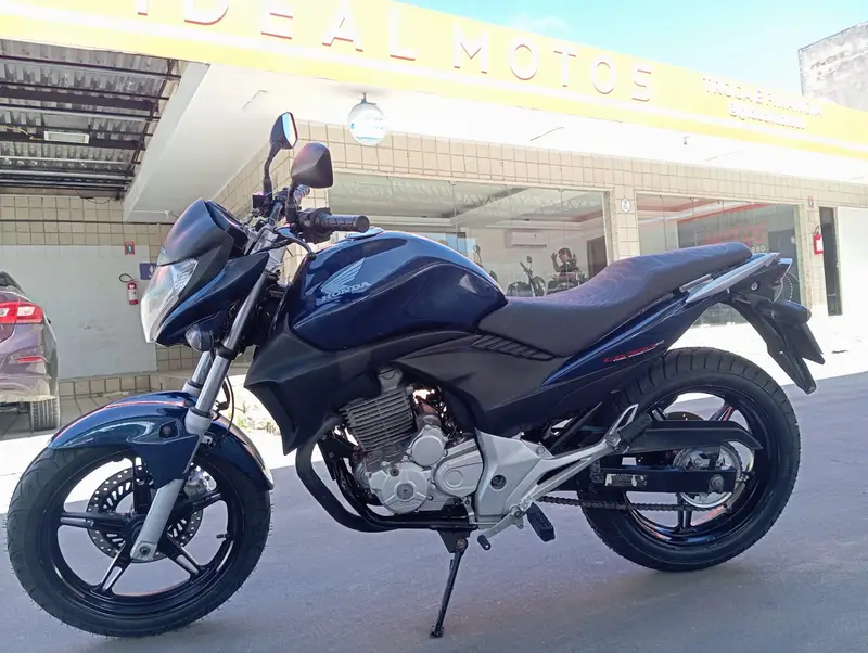 Honda CB 300R Edição Especial
