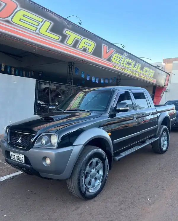 Carro Mitsubishi L200 Triton Outdoor 2012 HPE 2.5 4X4