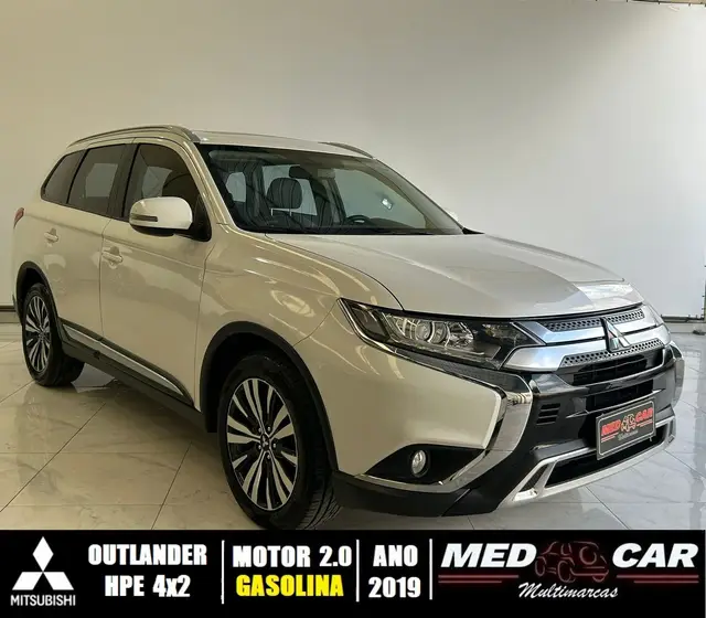 Carro Mitsubishi Outlander 2019 2.0 HPE 7L CVT