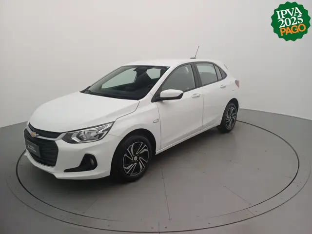 Carro Chevrolet Onix Plus 2024 LT 1.0