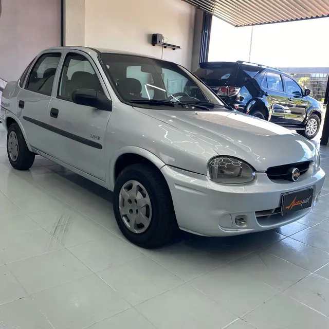 Carro Chevrolet Classic 2008 Corsa Sedan  Life 1.0 VHC (Flex)