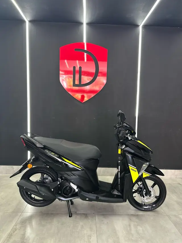Carro Yamaha Neo 125 2023 UBS