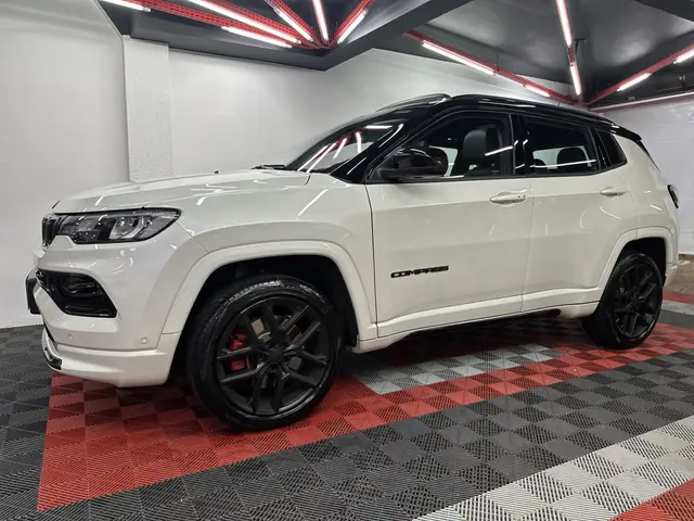 Carro Jeep Compass 2025 Blackhawk