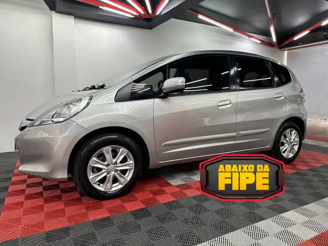 Carro Honda Fit 2014 1.5 16v LX CVT (Flex)