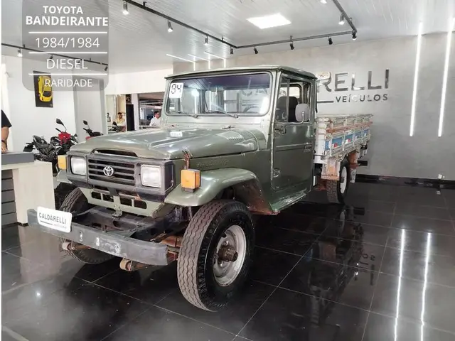Carro Toyota Bandeirante Jipe 1984 OJ50LVB 4x4 4.0 (ch. longo)