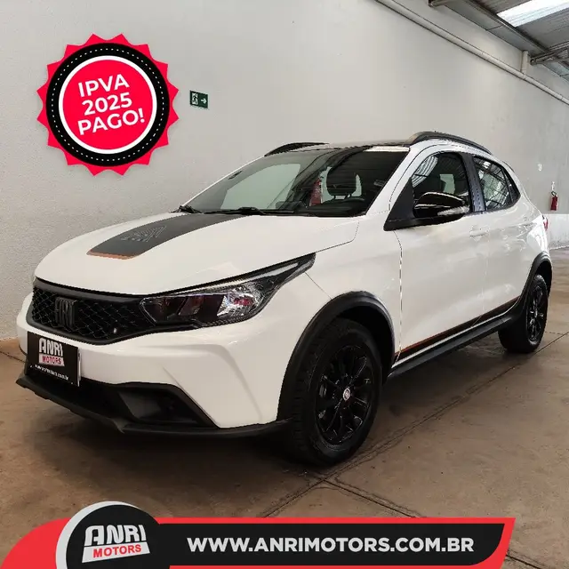 Carro Fiat Argo 2023 Trekking 1.3 (Flex)