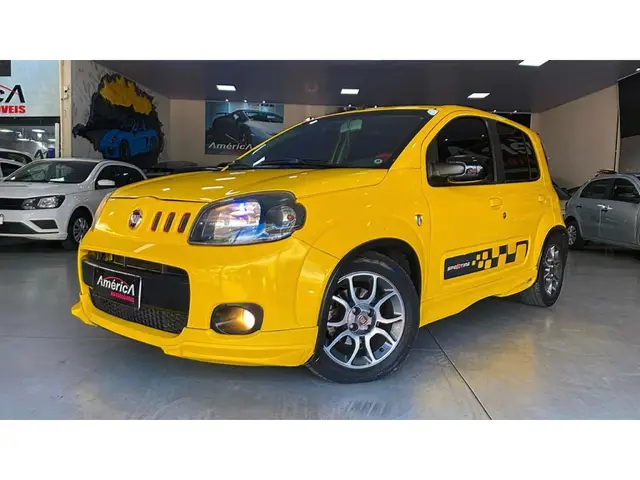 Carro Fiat Uno 2012 Sporting 1.4 8V (Flex) 4p