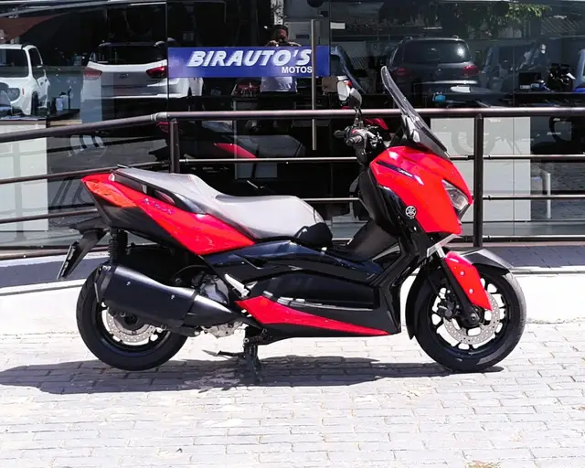 Moto Yamaha XMax 2023 ABS