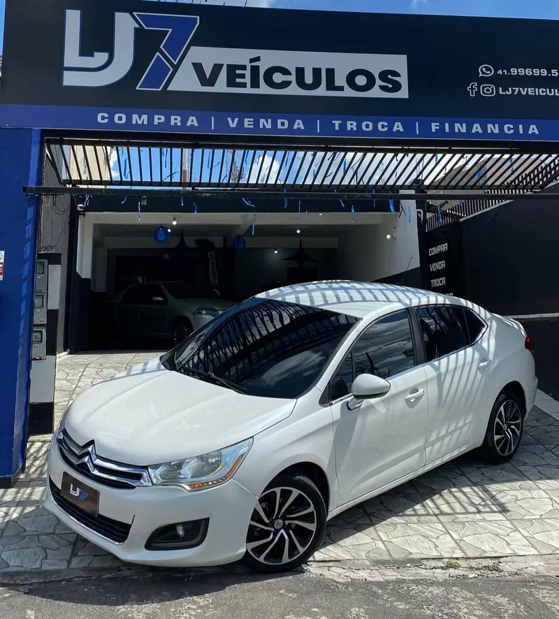 Citroën C4 Lounge Tendance 2.0 16V (Flex) (Aut)