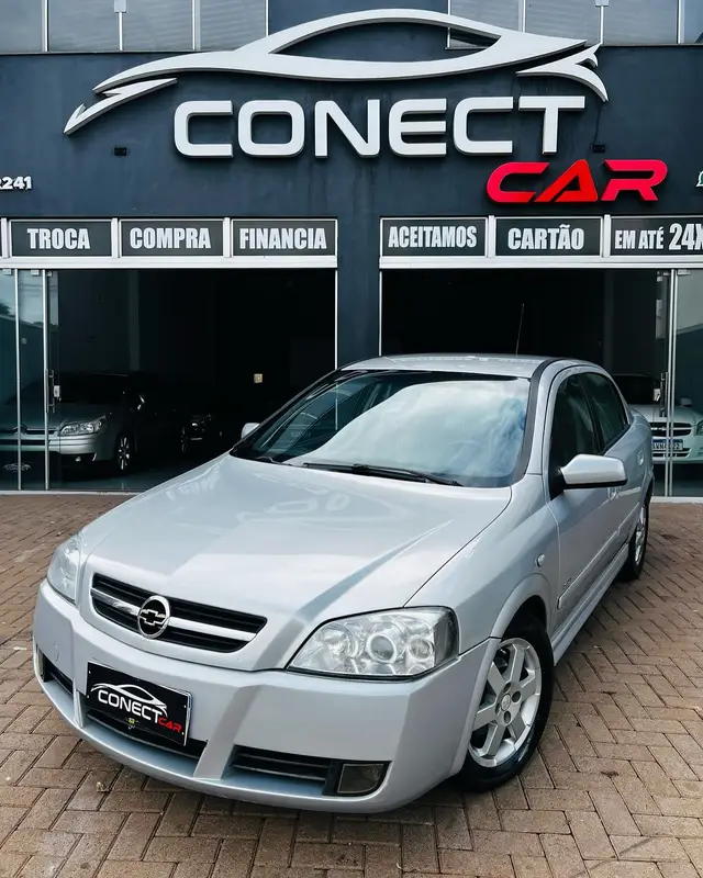 Carro Chevrolet Astra Hatch 2005 Comfort 2.0 (Flex)