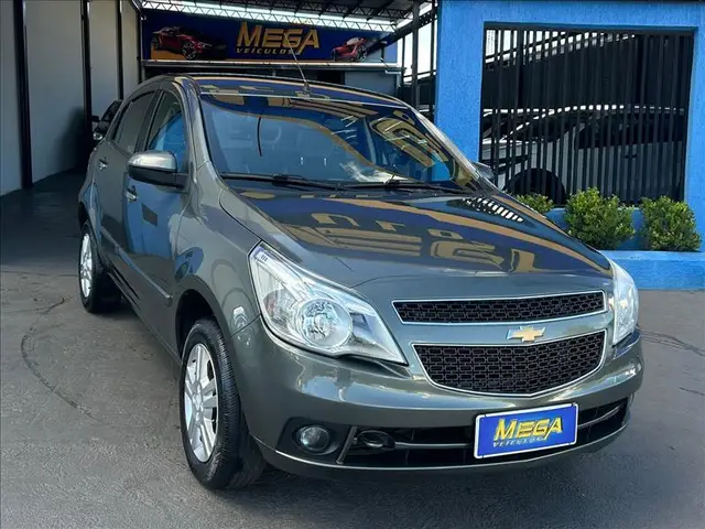 Carro Chevrolet Agile 2011 LTZ 1.4 8V (Flex)