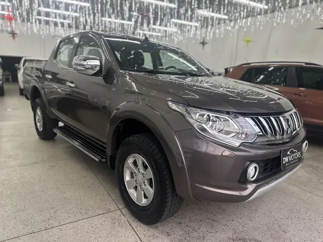 Carro Mitsubishi L200 Triton Sport 2018 Sport 2.4 DID-H HPE Top 4WD (Aut)