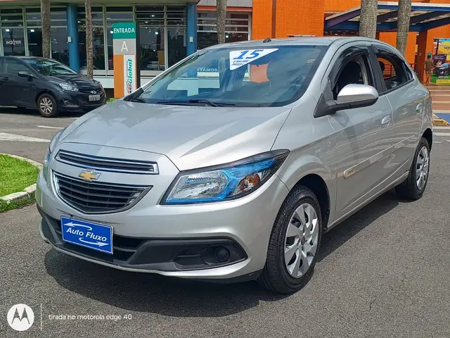 Carro Chevrolet Onix 2015 1.4 LT SPE/4