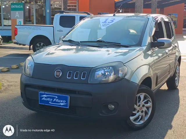 Carro Fiat Uno 2013 Way 1.0 8V (Flex) 4p
