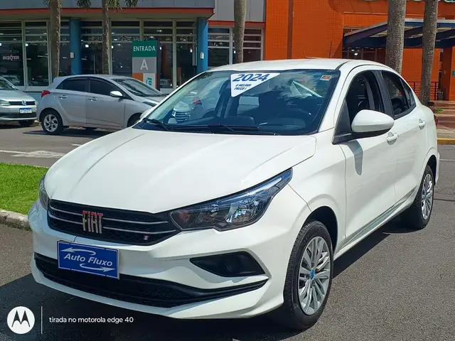 Carro Fiat Cronos 2024 Drive 1.3