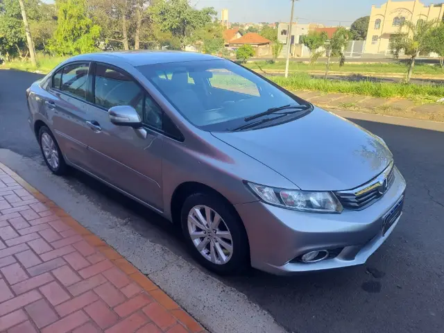 Carro Honda Civic 2014 New  LXR 2.0 i-VTEC (Aut) (Flex)