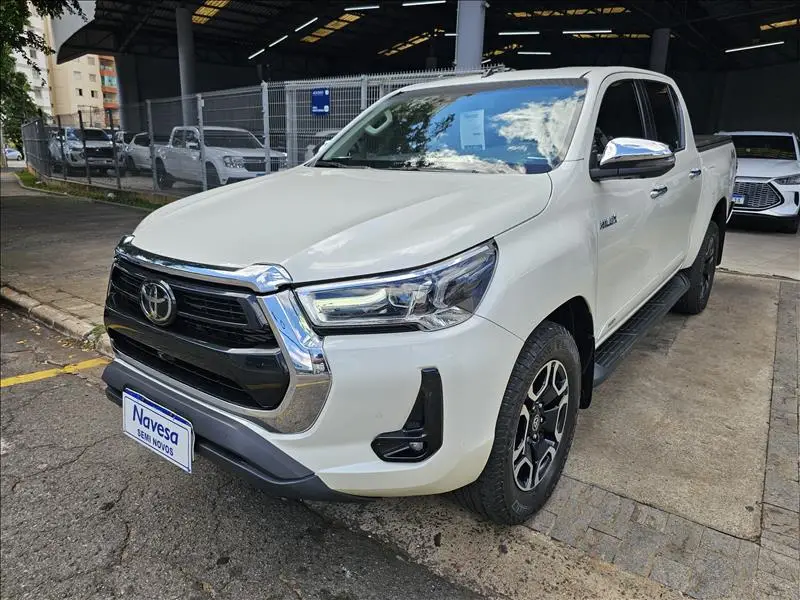 Toyota Hilux Cabine Dupla SRX 2.8 TDI CD 4x4 (Aut)