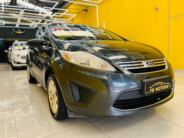 Carro Ford New Fiesta Sedan 2011 SE 1.6 (Flex)