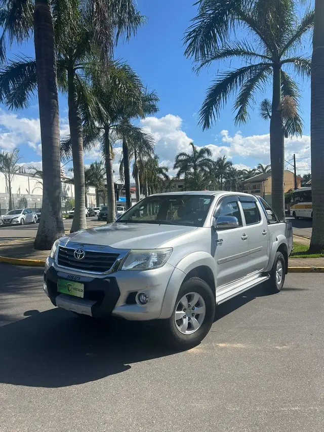 Carro Toyota Hilux Cabine Dupla 2015 Hilux 2.7 SRV CD 4x4 (Flex) (Aut)