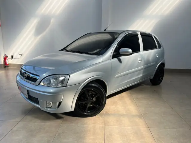 Carro Chevrolet Corsa Hatch 2010 Maxx 1.4 (Flex)