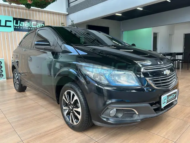 Carro Chevrolet Onix 2013 1.4 LTZ SPE/4