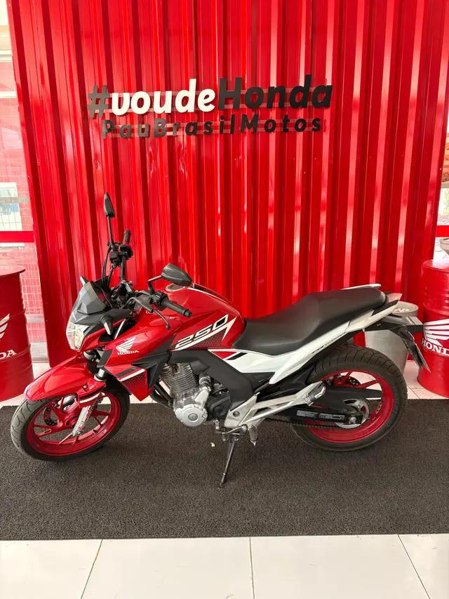 Carro Honda CB 250F Twister 2022 ABS